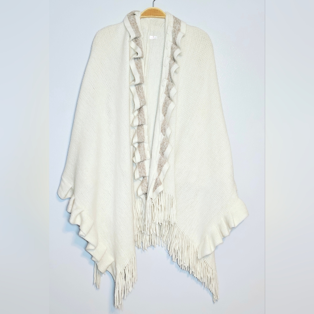 Simonetta Knit Off-White Shawl/Wrap w/ MetallicHighlights, One Size